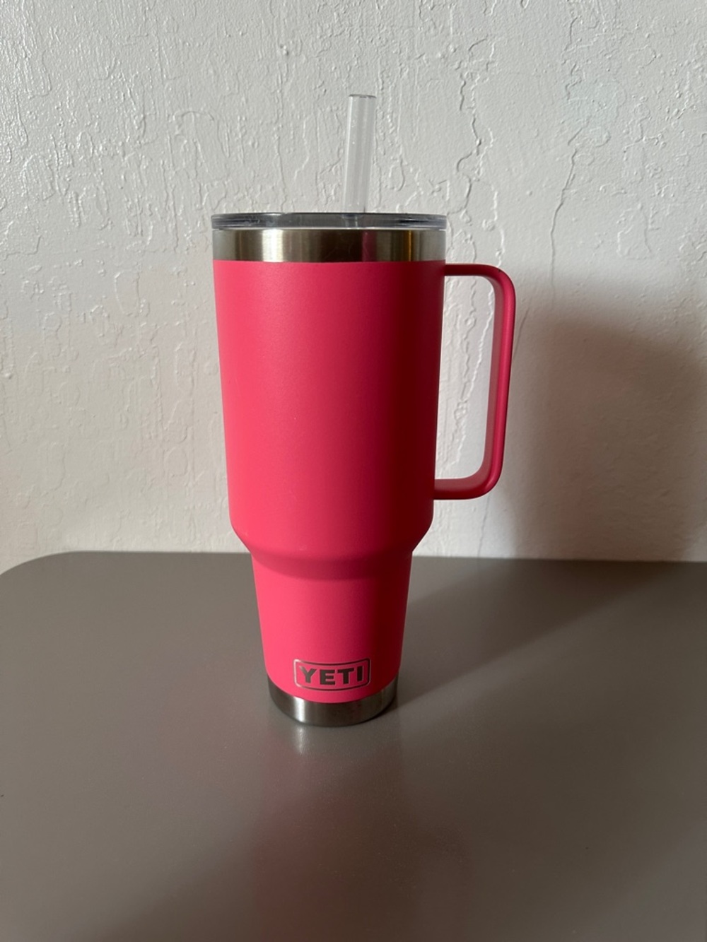 Yeti 40 oz tumbler